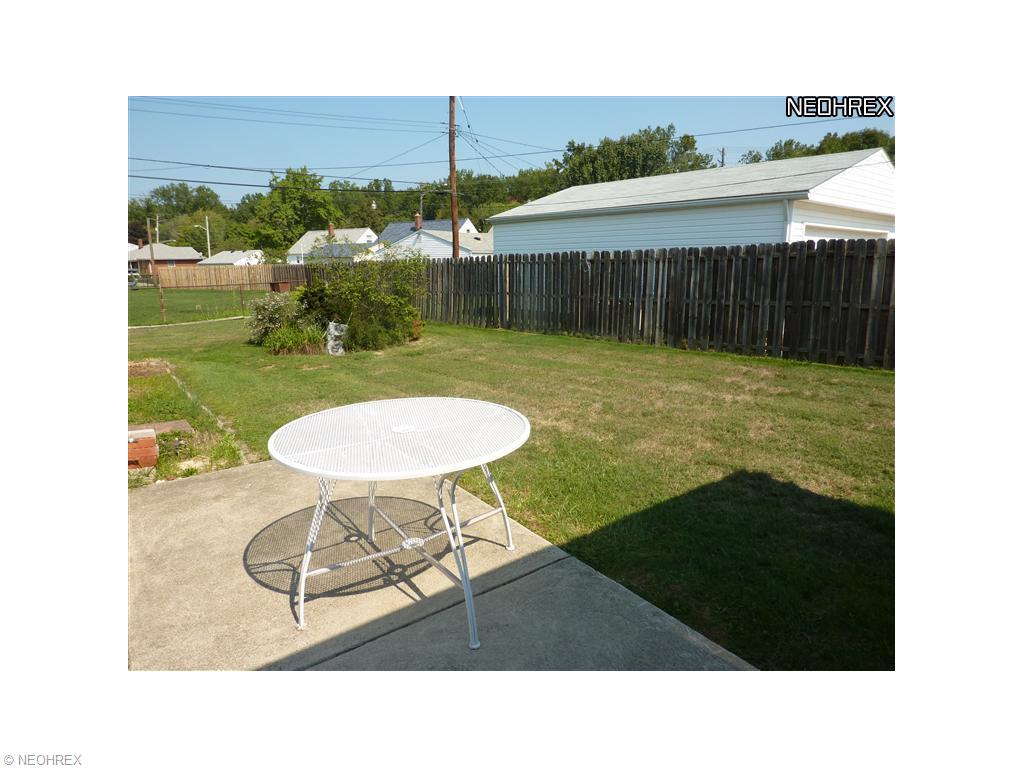 30413 Barjode Rd, Eastlake, OH 44095 photo 20