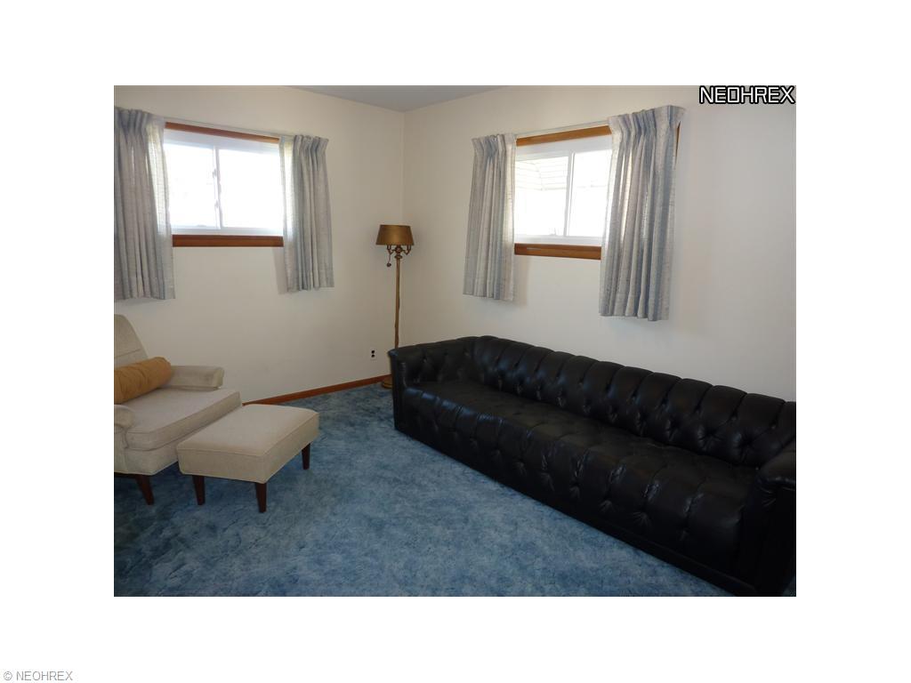 30413 Barjode Rd, Eastlake, OH 44095 photo 10