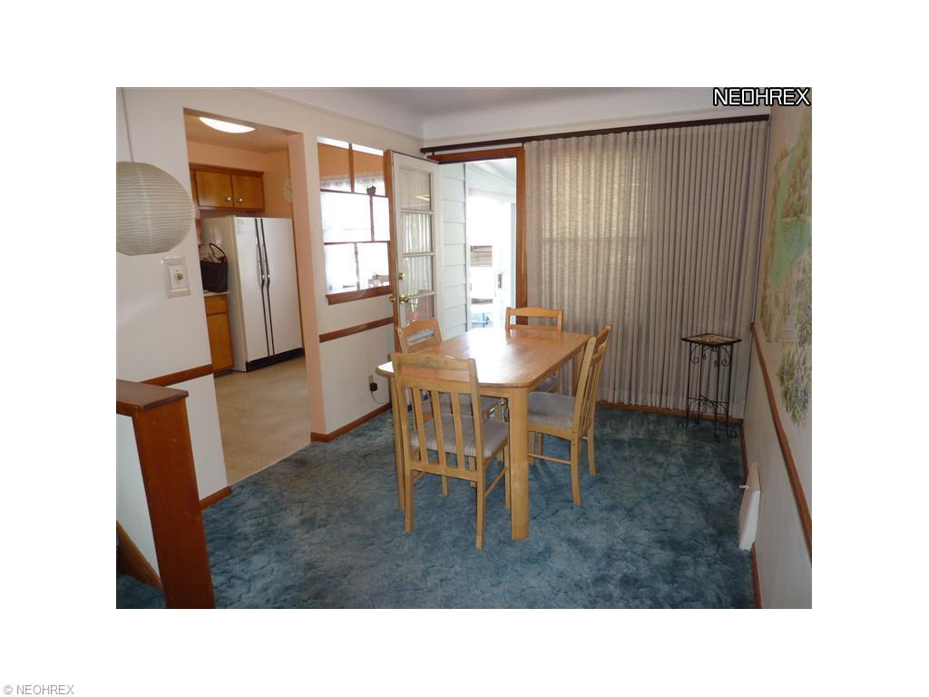 30413 Barjode Rd, Eastlake, OH 44095 photo 3