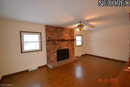 32900 Arthur Rd, Solon, OH 44139 photo 4