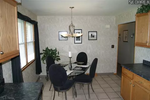355 Ridgefield, Boardman, OH 44512 photo 8