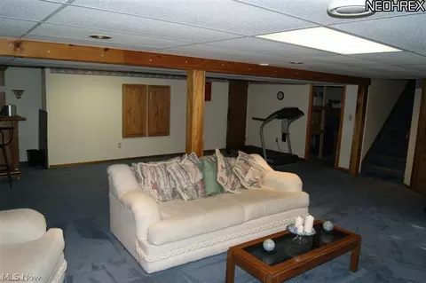 355 Ridgefield, Boardman, OH 44512 photo 17