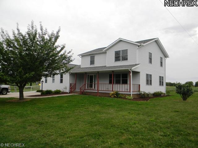 2745 Fox Ave SE, Minerva, OH 44657 photo 1