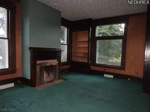 9270 N Main St, Windham, OH 44288 photo 6