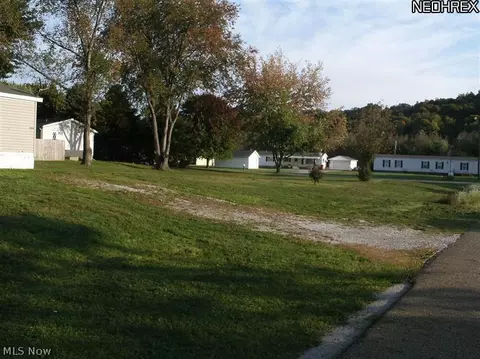 9134 W Southview, Minerva, OH 44657 photo 2