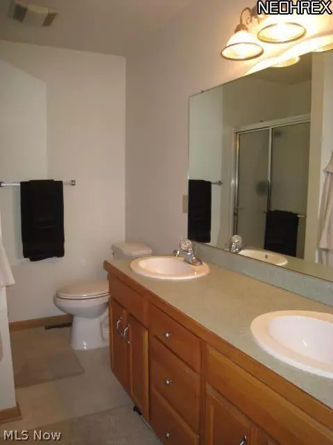 2275 Wright State Dr SE, Massillon, OH 44646 photo 6
