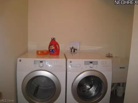 2275 Wright State Dr SE, Massillon, OH 44646 photo 9