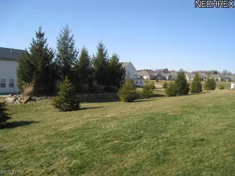 2275 Wright State Dr SE, Massillon, OH 44646 photo 12