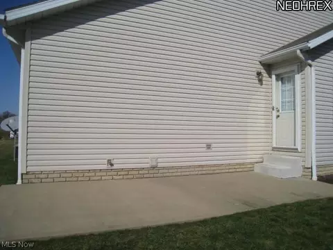 2275 Wright State Dr SE, Massillon, OH 44646 photo 11