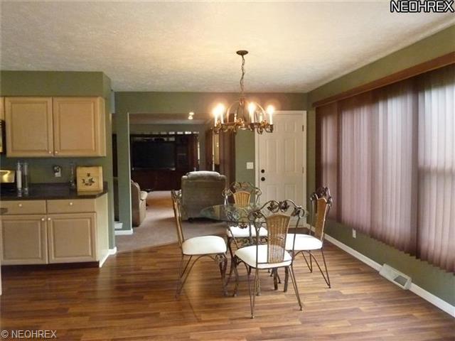 2644 Deer Run Dr, Willoughby, OH 44094 photo 5