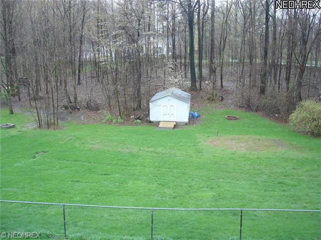 2644 Deer Run Dr, Willoughby, OH 44094 photo 3
