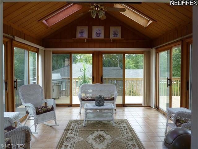 2644 Deer Run Dr, Willoughby, OH 44094 photo 4