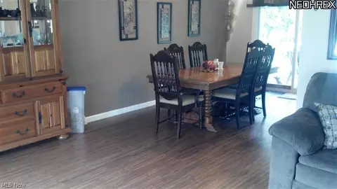 148 Greenway Dr, Elyria, OH 44035 photo 3