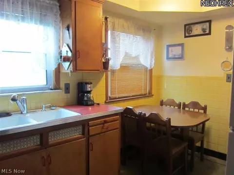 29408 Cresthaven Dr, Willowick, OH 44095 photo 16