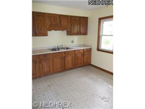 495 Acker Dr, Mansfield, OH 44905 photo 3