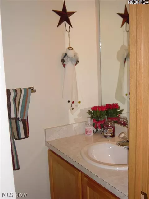 405 Normandy Ct, Aurora, OH 44202 photo 3