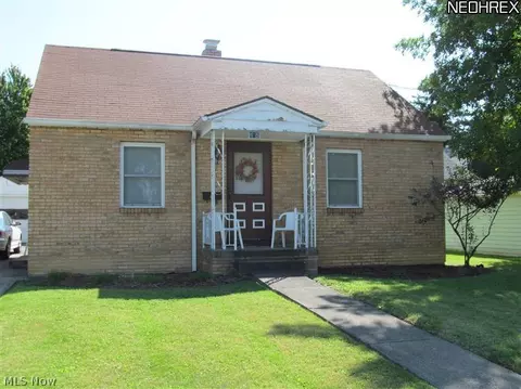 815 Frederick St, Niles, OH 44446 photo 1