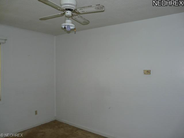 682 Weller Rd, Elyria, OH 44035 photo 5