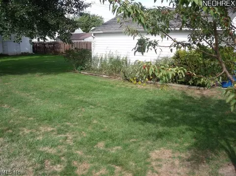 756 Pendley Rd, Willowick, OH 44095 photo 24