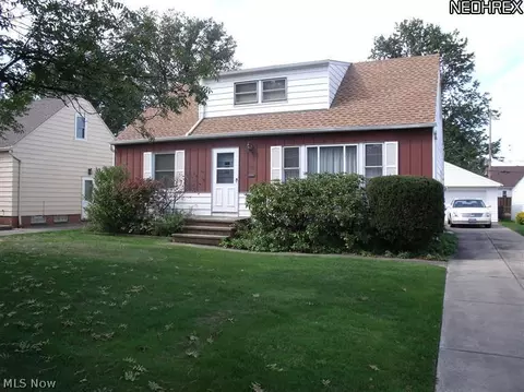 756 Pendley Rd, Willowick, OH 44095 photo 1