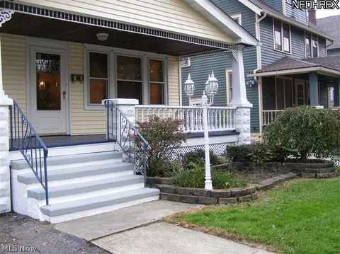 247 Stanford Ave, Elyria, OH 44035 photo 5