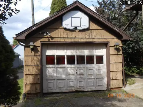 300 Stackhouse St, Minerva, OH 44657 photo 4