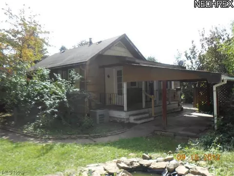 300 Stackhouse St, Minerva, OH 44657 photo 3