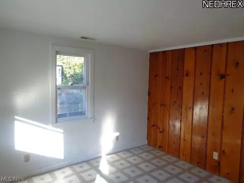 706 Klein St, Huron, OH 44839 photo 4