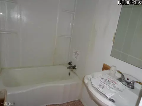 706 Klein St, Huron, OH 44839 photo 8