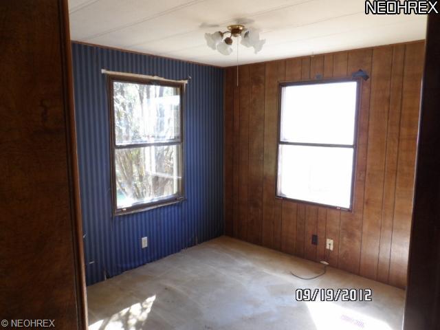 42 Perch Ct, Lagrange, OH 44050 photo 4