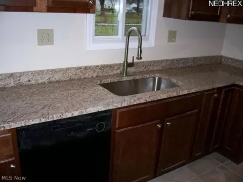 29266 W Willowick Dr, Willowick, OH 44095 photo 5