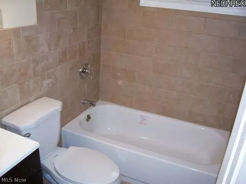 29266 W Willowick Dr, Willowick, OH 44095 photo 11