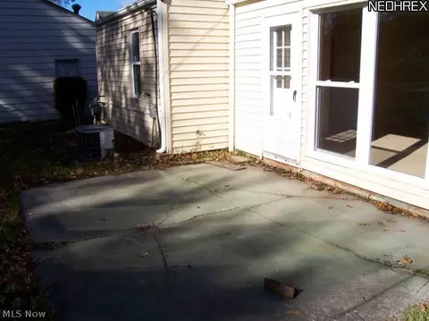 29266 W Willowick Dr, Willowick, OH 44095 photo 23