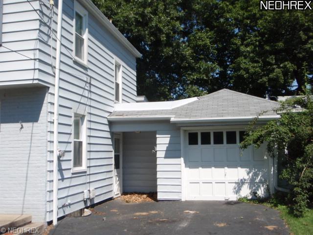 60 Melrose Ave, Youngstown, OH 44512 photo 3