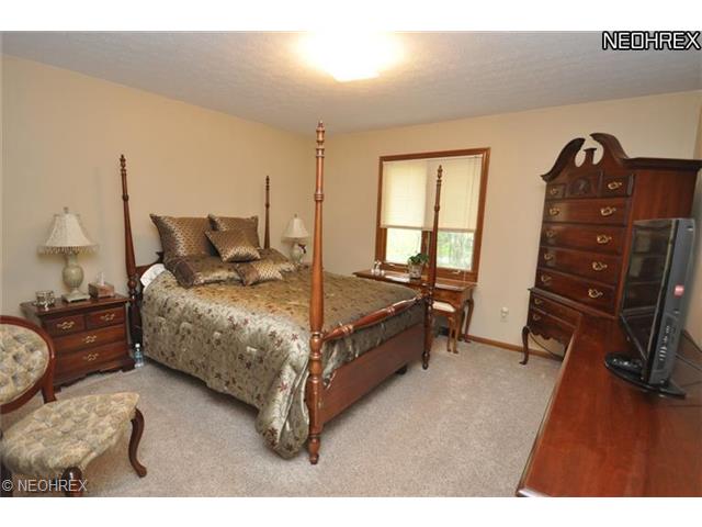 36845 Valley Forge Dr, Solon, OH 44139 photo 15