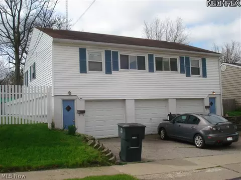 113-115 E Bergey St, Wadsworth, OH 44281 photo 1