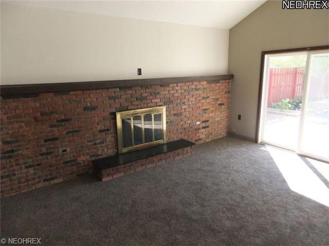 866 E 218th St, Euclid, OH 44123 photo 14