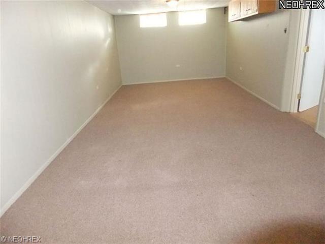 866 E 218th St, Euclid, OH 44123 photo 22
