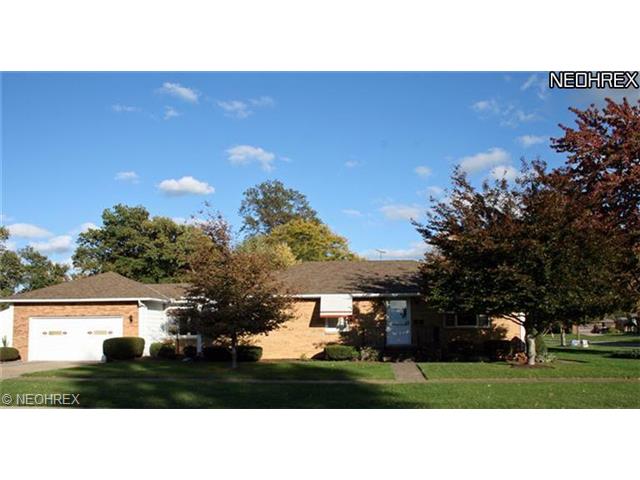2941 Beech Ave, Lorain, OH 44052 photo 1