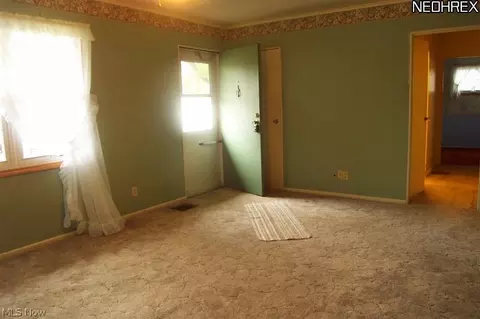 112 W 20th St, Dover, OH 44622 photo 10