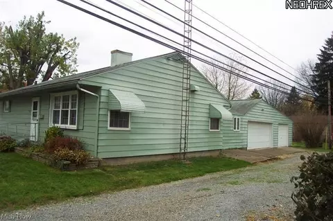 112 W 20th St, Dover, OH 44622 photo 6