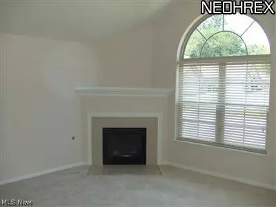 3818 Windsor Bridge Cir, Huron, OH 44839 photo 6