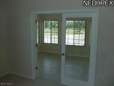 3818 Windsor Bridge Cir, Huron, OH 44839 photo 7