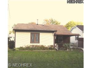 149 Warren Ave, Elyria, OH 44035 photo 3