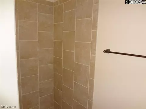 3826 Windsor Bridge Cir, Huron, OH 44839 photo 11