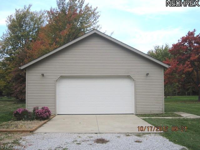 10566 Dewhurst Rd, Elyria, OH 44035 photo 9