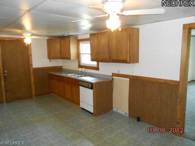 10566 Dewhurst Rd, Elyria, OH 44035 photo 2