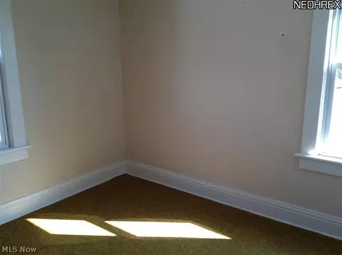310 Hamilton Ave, Coshocton, OH 43812 photo 11