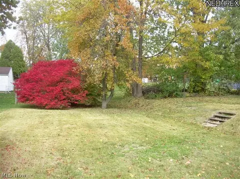1854 Eldridge Ave, Akron, OH 44301 photo 6