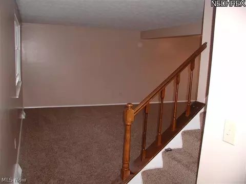 1373 Apache Trl, Stow, OH 44224 photo 4